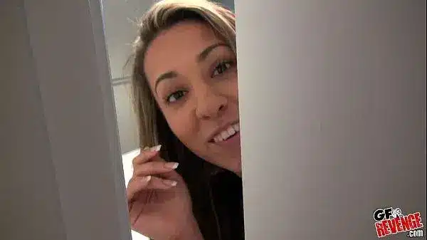 Xehli G e Teen Sophia revelam sextape polêmica não editada ao público